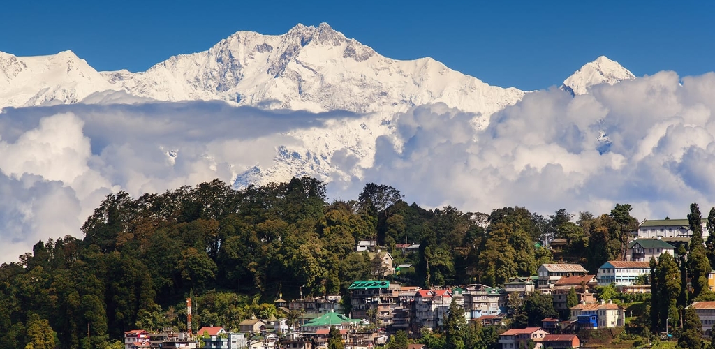 Gangtok North Sikkim Darjeeling Tour Package