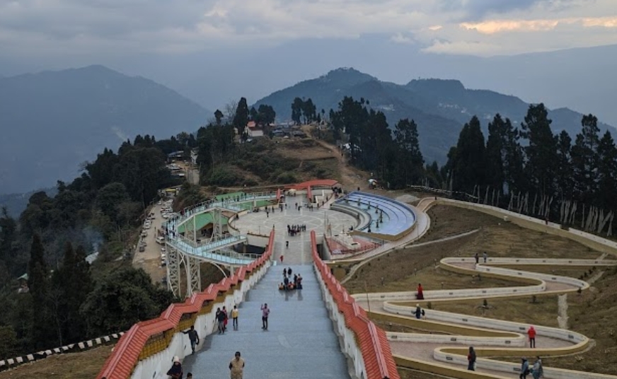 SKY WALK, PELLING