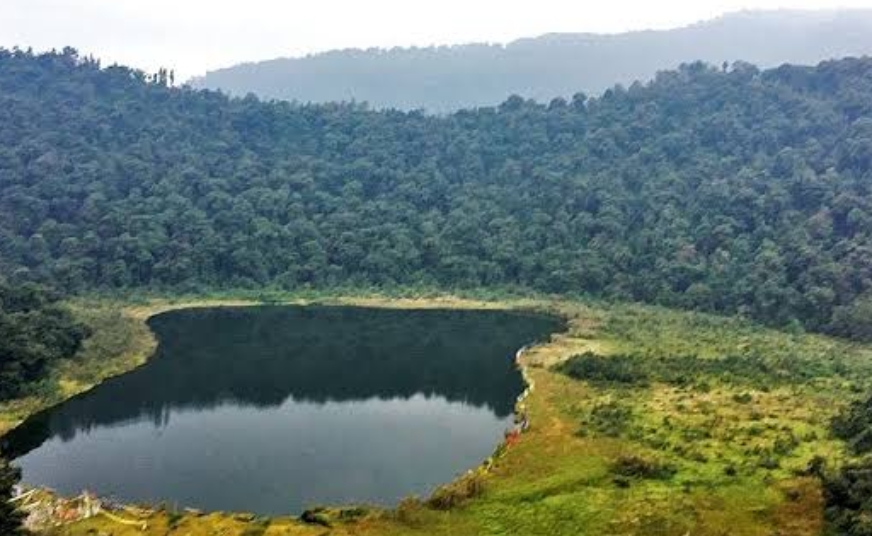 KHACHEOPALRI LAKE ,PELLING