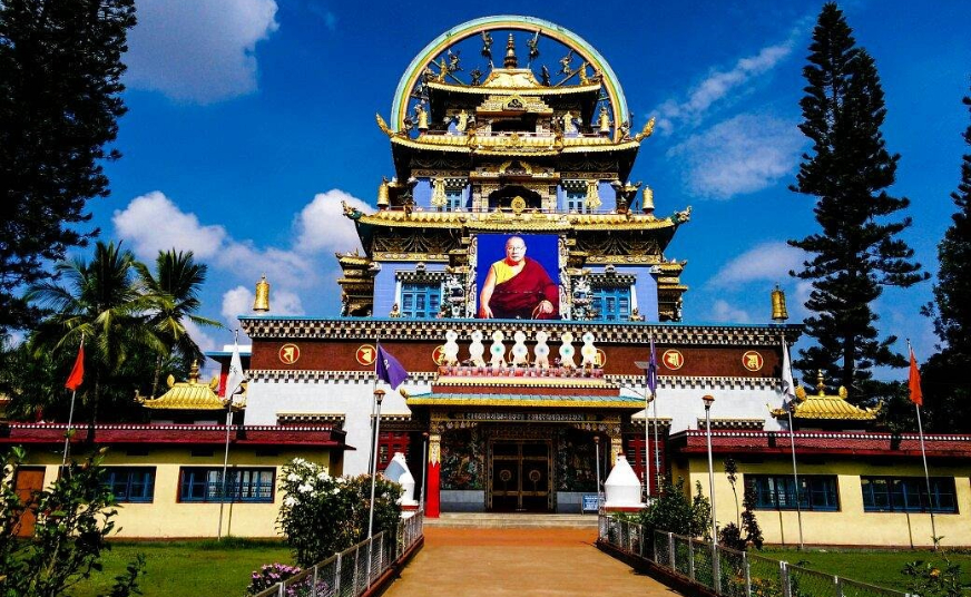 Nyingmsps Monastery 